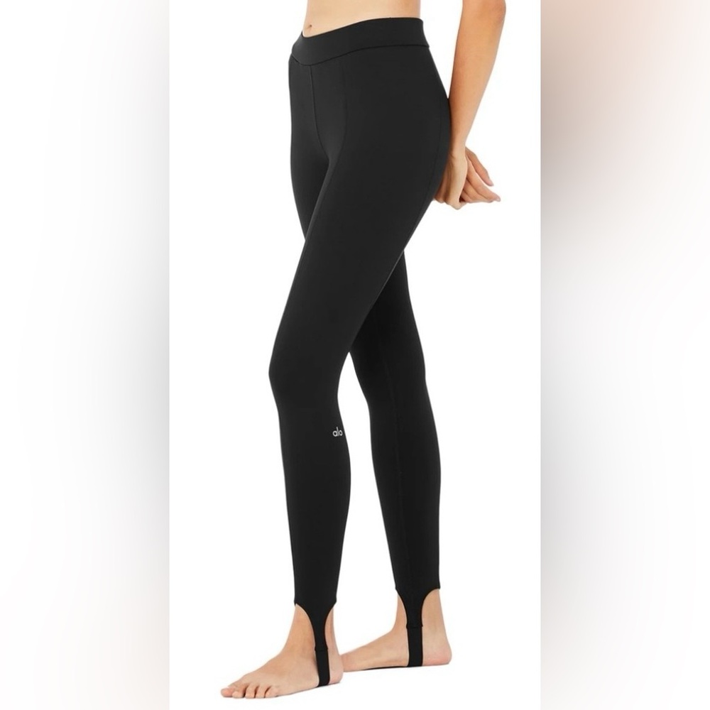 ALO Yoga Size Small High-Waist Classic Stirrup Legging in Black